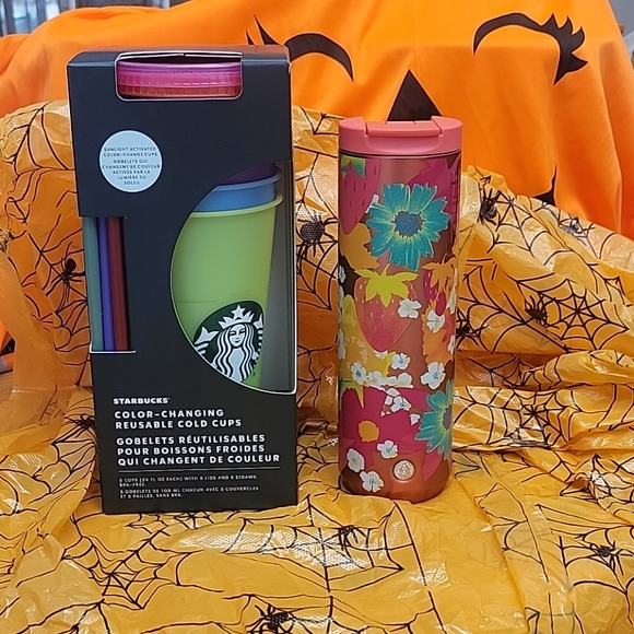 Starbucks set ☕️ 💧 ⭐️
